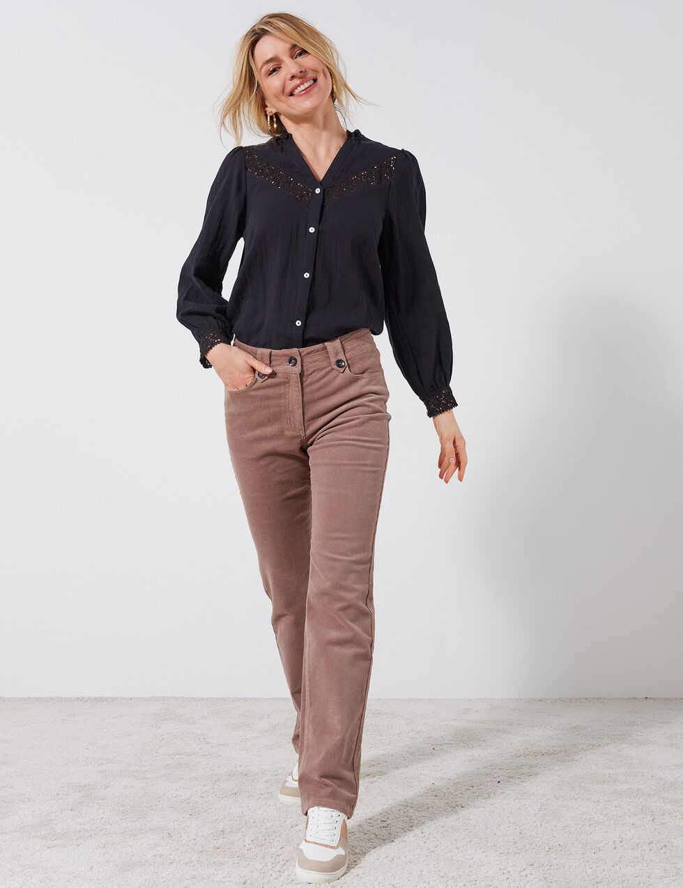 Chemisier Noir Transparent Cropped DONNA RICCO – Taille 4P – Parfait Pour Soirée Formelle – État Impeccable