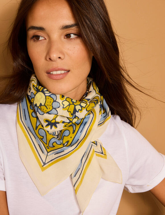 Foulard imprimé floral indien  (écru / bleu)