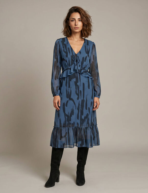 Robe longue volant&eacute;e, voile textur&eacute; imprim&eacute; abstrait (bleu)