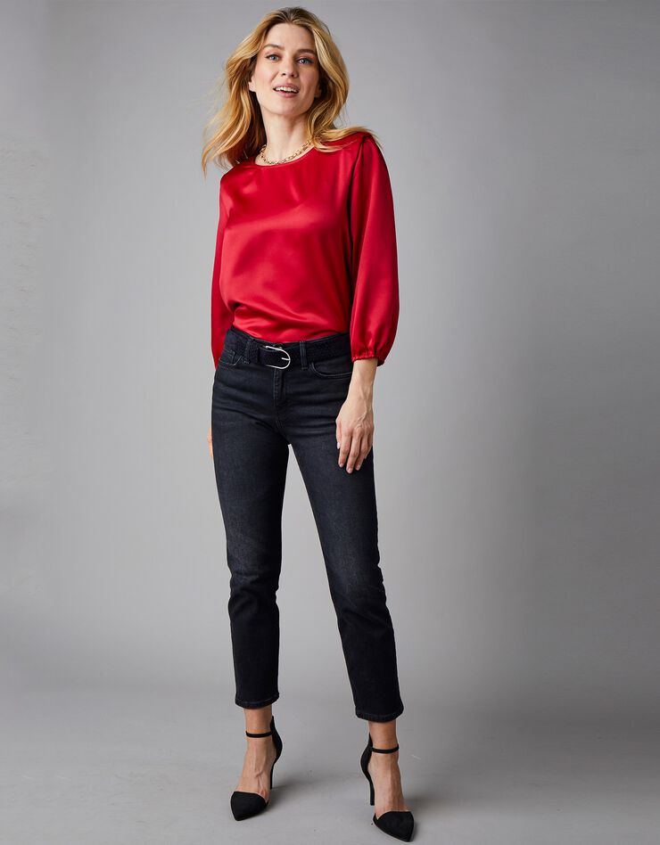 Blouse épaulée en satin uni (rouge foncé) Blouse épaulée en satin uni (rouge foncé)