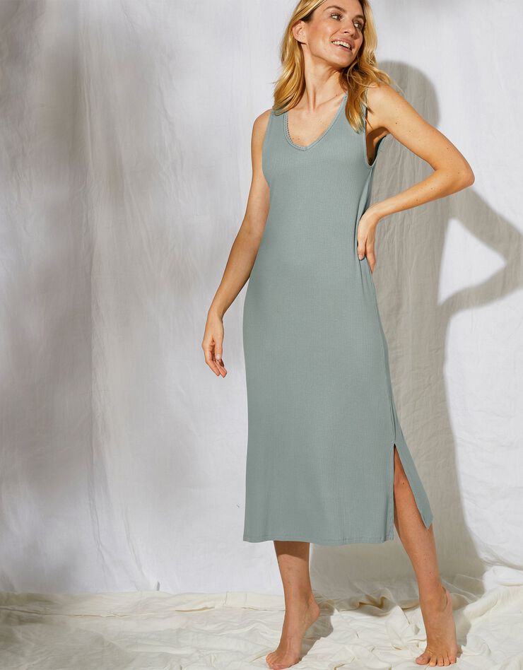 Chemise de nuit longue maille viscose unie (vert grisé) Chemise de nuit longue maille viscose unie (vert grisé)