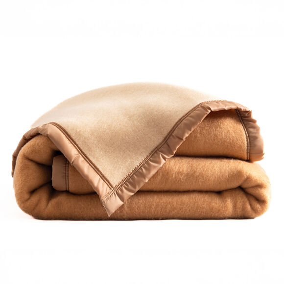 Couverture bicolore Courtelle&reg; 420 g/m&sup2; (caramel)
