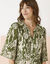 Robe évasée à volants, imprimé ethnique bicolore (vert / écru)