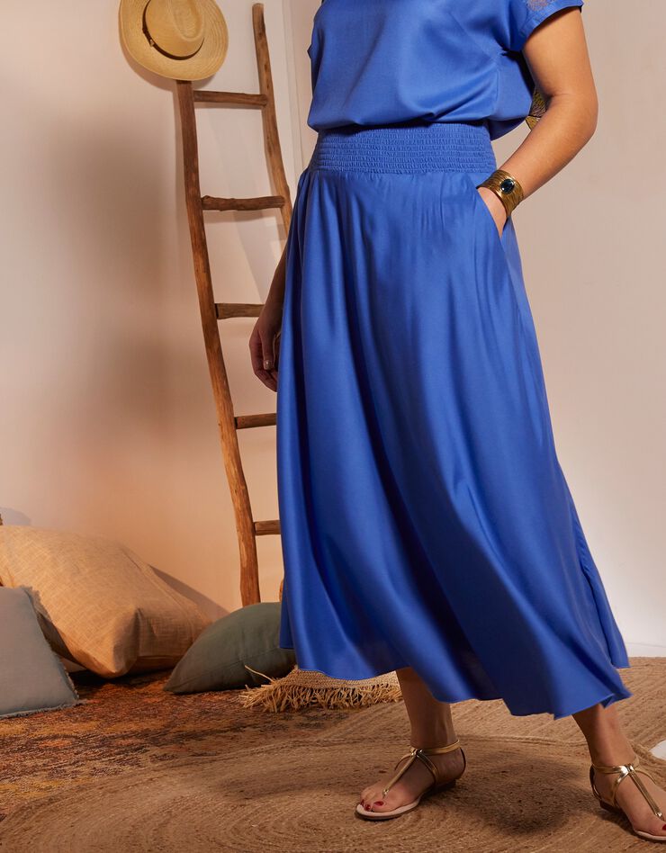 Jupe longue fluide évasée (bleu) Jupe longue fluide évasée (bleu)