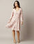 Robe courte imprimée, maille plissée (écru / rose)