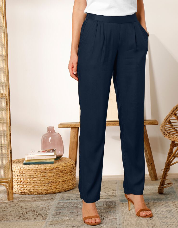 Pantalon droit fluide uni (marine) Pantalon droit fluide uni (marine)