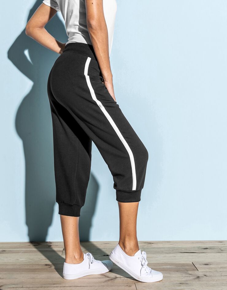 Pantacourt jogging bicolore (noir / blanc) Pantacourt jogging bicolore (noir / blanc)