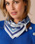 Foulard imprimé hirondelles, voile de coton (écru / bleu)