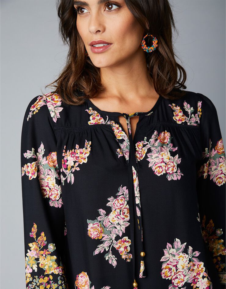 Robe longue volantée imprimé fleuri (noir / bordeaux) Robe longue volantée imprimé fleuri (noir / bordeaux)