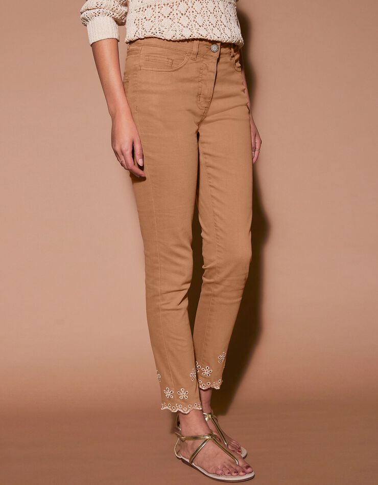 Pantalon 7/8ème fuselé brodé (caramel) Pantalon 7/8ème fuselé brodé (caramel)