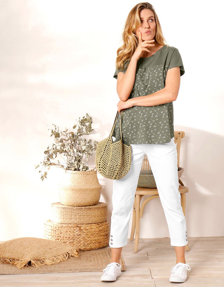 Tee-shirt manches courtes fleuri - éco-responsable (kaki) Tee-shirt manches courtes fleuri - éco-responsable (kaki)