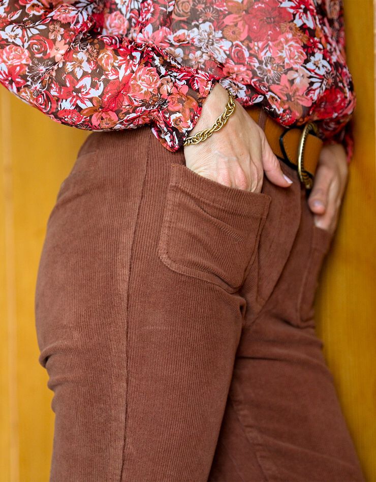 Pantalon droit, velours (noisette) Pantalon droit, velours (noisette)