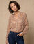 Chemisier imprim&eacute; fleuri, voile jacquard (&eacute;cru / rose)
