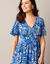 Robe longue évasée, coton imprimé (bleu / blanc)