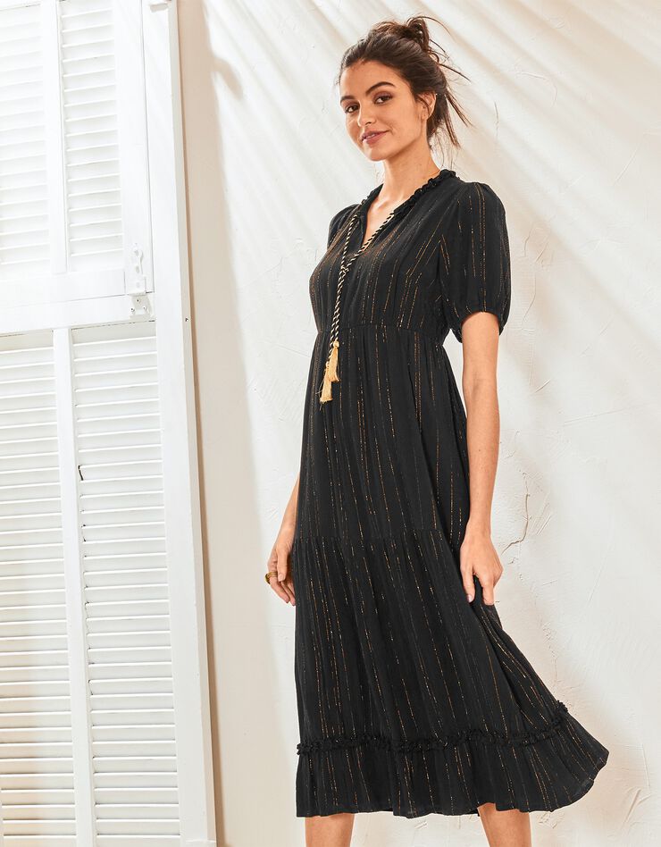Robe longue volantée unie (noir) Robe longue volantée unie (noir)