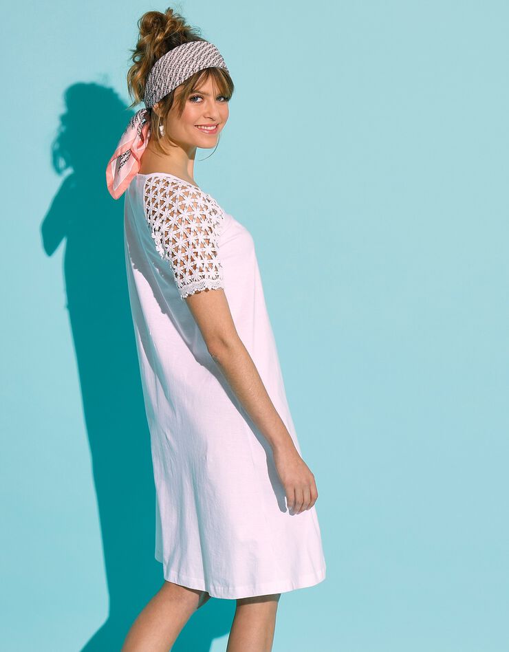 Robe maille manches courtes macramé (blanc) Robe maille manches courtes macramé (blanc)