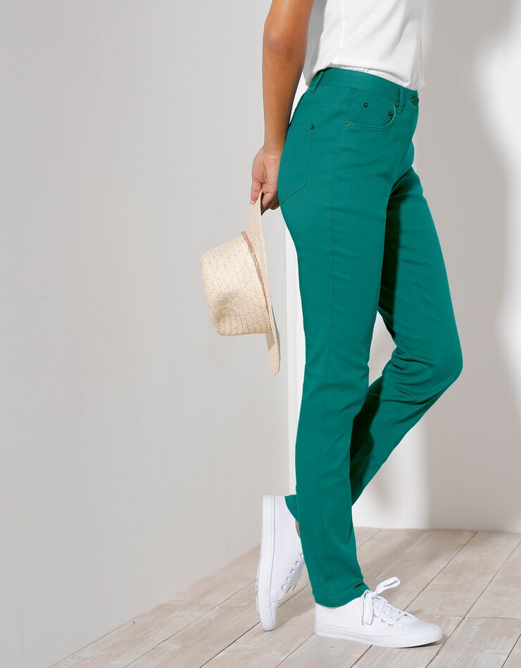 Pantalon fuselé couleur (vert)