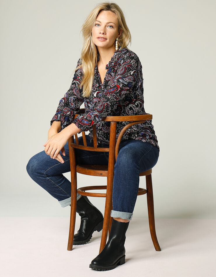 Blouse volantée imprimée cachemire (noir / bleu) Blouse volantée imprimée cachemire (noir / bleu)