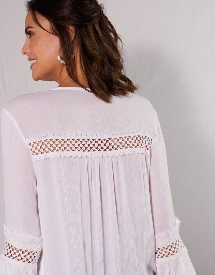 Blouse unie détails macramé (blanc) Blouse unie détails macramé (blanc)