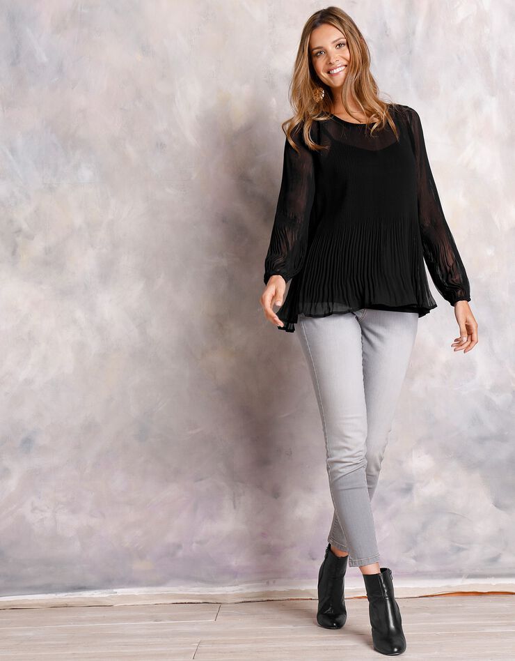 Blouse plissée, version unie (noir) Blouse plissée, version unie (noir)