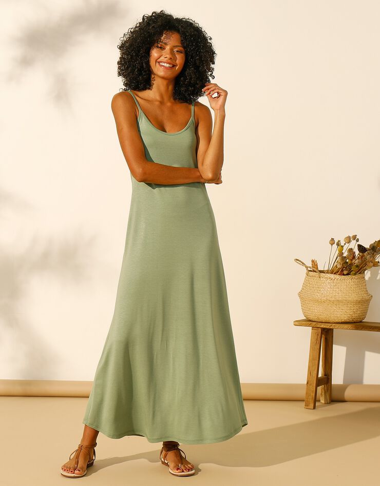 Robe évasée longue unie (kaki clair) Robe évasée longue unie (kaki clair)