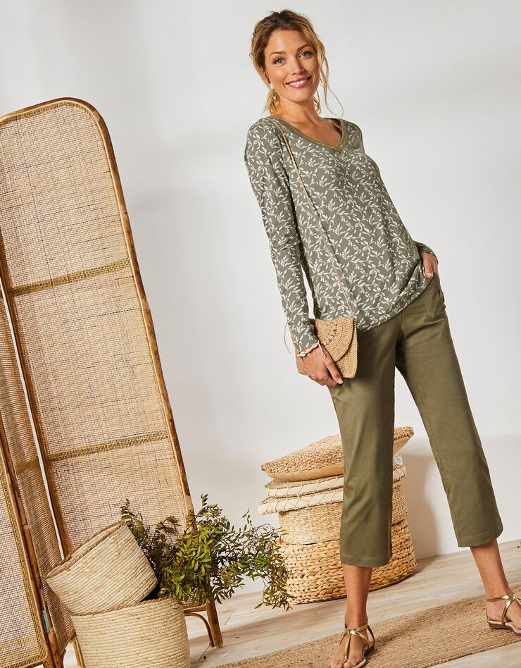 Tee-shirt manches longues, imprimé feuillage (kaki clair) Tee-shirt manches longues, imprimé feuillage (kaki clair)