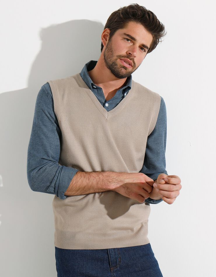 Débardeur col V (taupe clair) Débardeur col V (taupe clair)