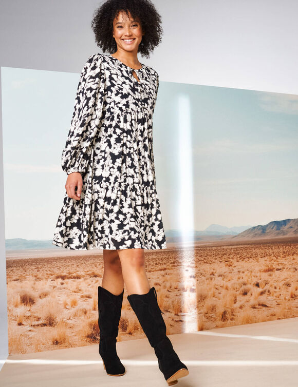 Robe courte imprimée, détails nouettes (noir / beige)