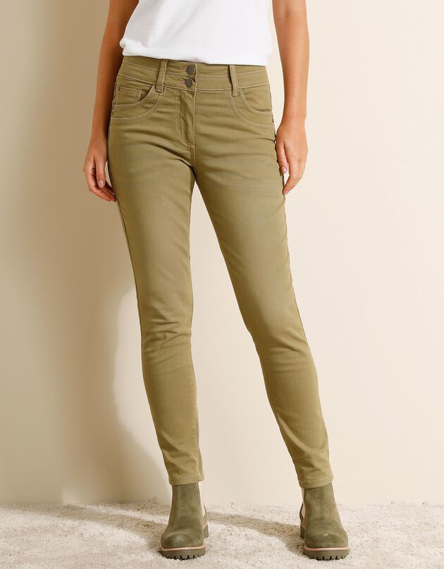 Jean 7/8ème fuselé couleur stretch (vert olive)