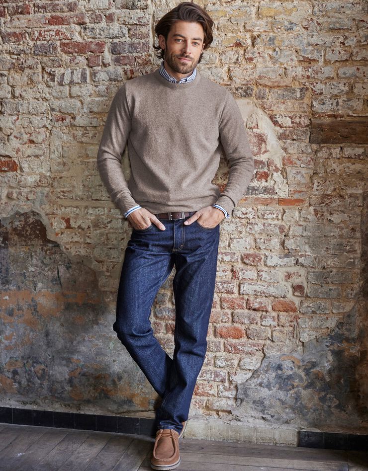 Pull col rond 80% laine (taupe clair) Pull col rond 80% laine (taupe clair)