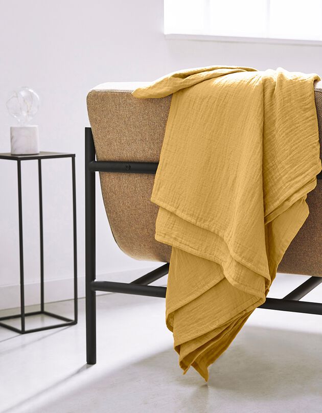 Plaid uni ou jeté de canapé gaze de coton (ocre)
