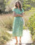 Robe longue col zippé, crépon imprimé (vert / écru)