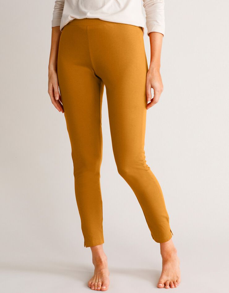 Pantalon fuselé uni taille élastiquée (ocre) Pantalon fuselé uni taille élastiquée (ocre)