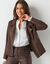 Blouson zippé col tailleur pressionné, suédine (chocolat)