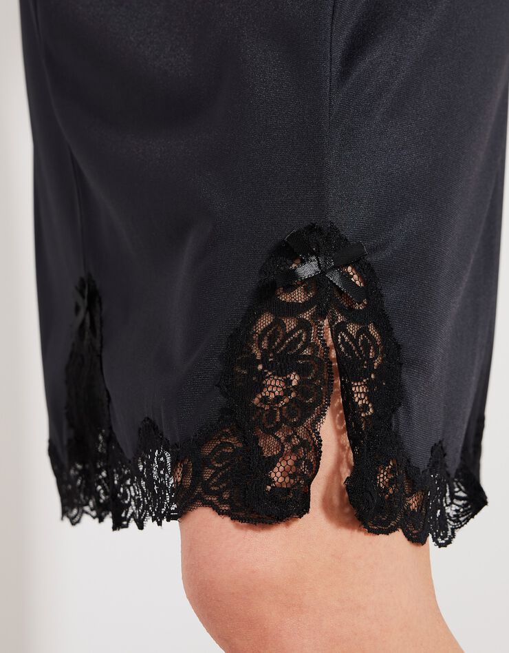 Fond de robe en satin antistatique (noir) Fond de robe en satin antistatique (noir)