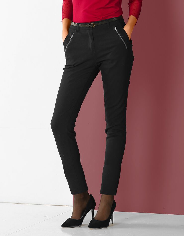 Pantalon 7/8ème fuselé poches zippées (noir) Pantalon 7/8ème fuselé poches zippées (noir)