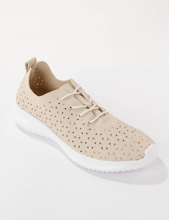 Baskets souples ajour&eacute;es (beige)