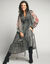 Robe longue en voile, imprim&eacute; ethnique (noir / beige)
