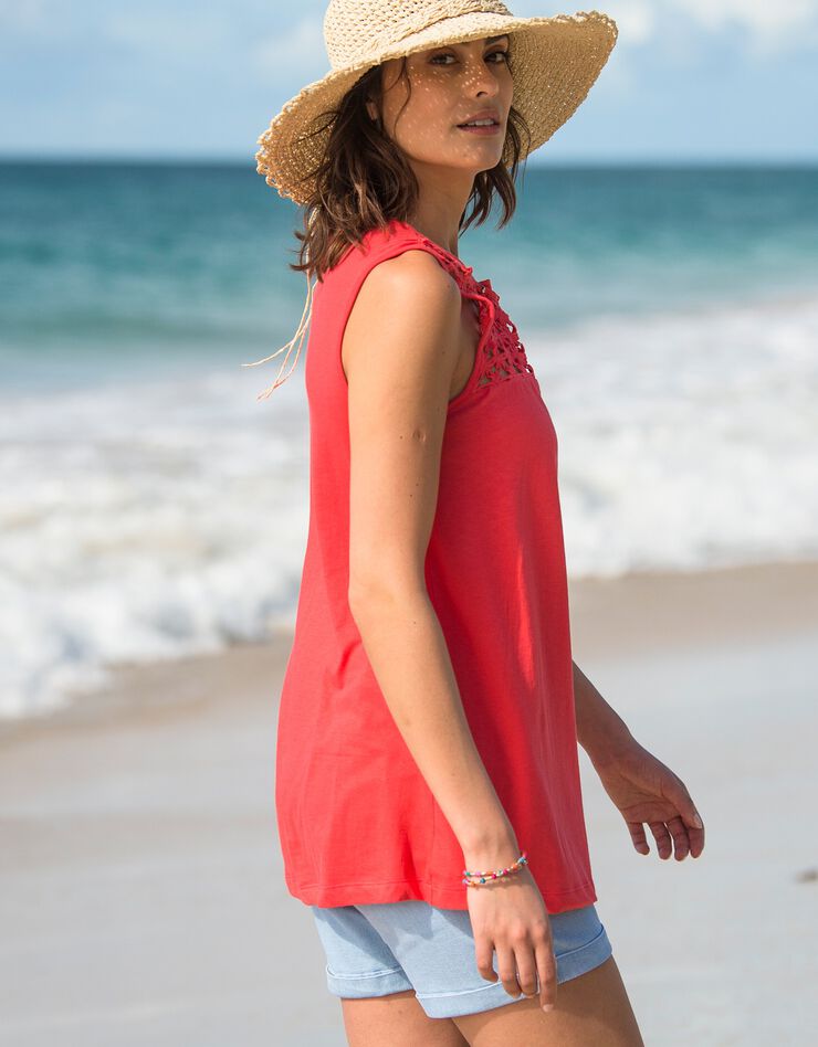 Débardeur uni plastron macramé (corail foncé) Débardeur uni plastron macramé (corail foncé)
