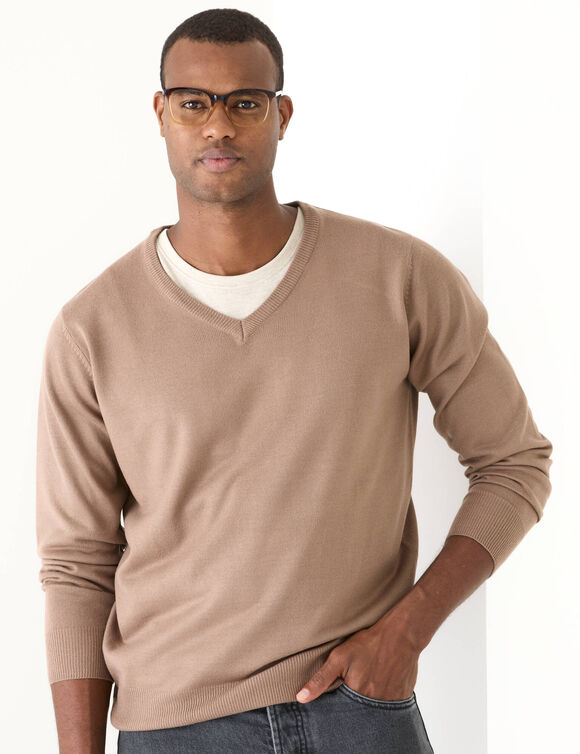 Pull uni col V (marron glac&eacute;)