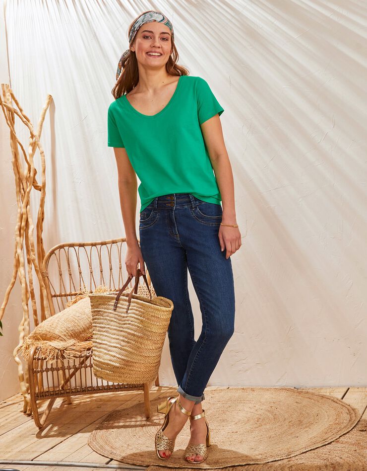 Tee-shirt col V uni manches courtes coton (vert) Tee-shirt col V uni manches courtes coton (vert)