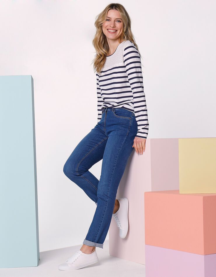 Tee-shirt rayé manches longues, empiècement broderie anglaise (blanc / marine) Tee-shirt rayé manches longues, empiècement broderie anglaise (blanc / marine)