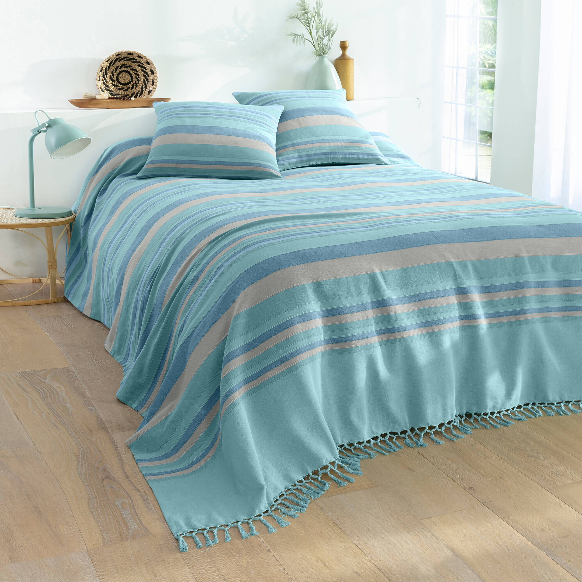Plaid jeté de lit ou fauteuil raye en coton - Gris - 21.74