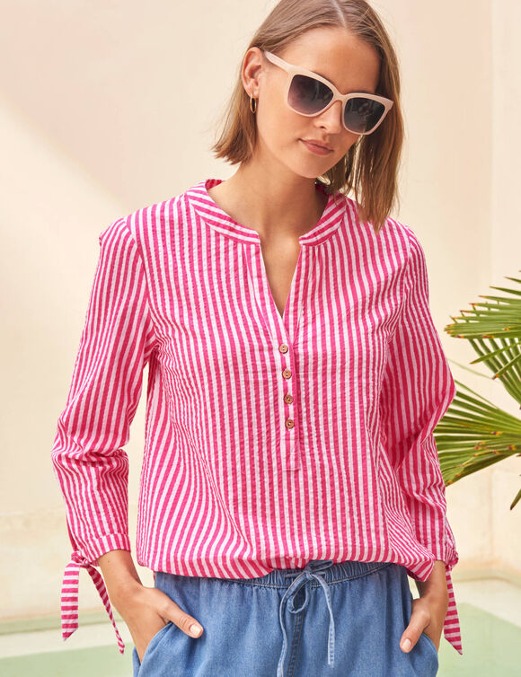 Blouse ray&eacute;e en seersucker, nouettes aux manches (rose)