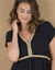 Robe courte col V, détails tressés dorés, crépon (noir)