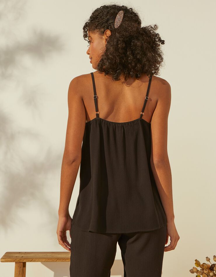 Top encolure macramé (noir) Top encolure macramé (noir)