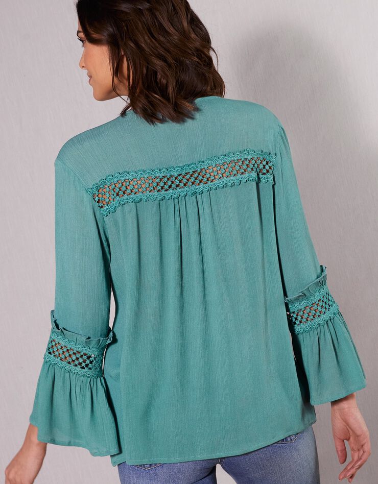 Blouse unie détails macramé (vert grisé) Blouse unie détails macramé (vert grisé)