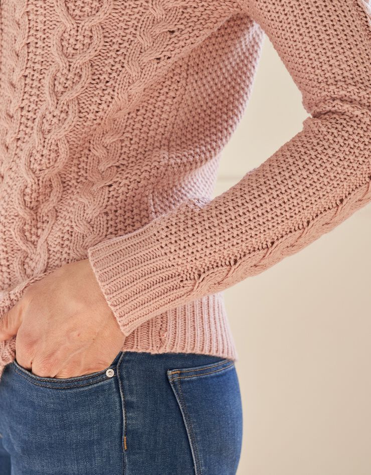 Cardigan boutonné, maille torsadée (rose poudré)