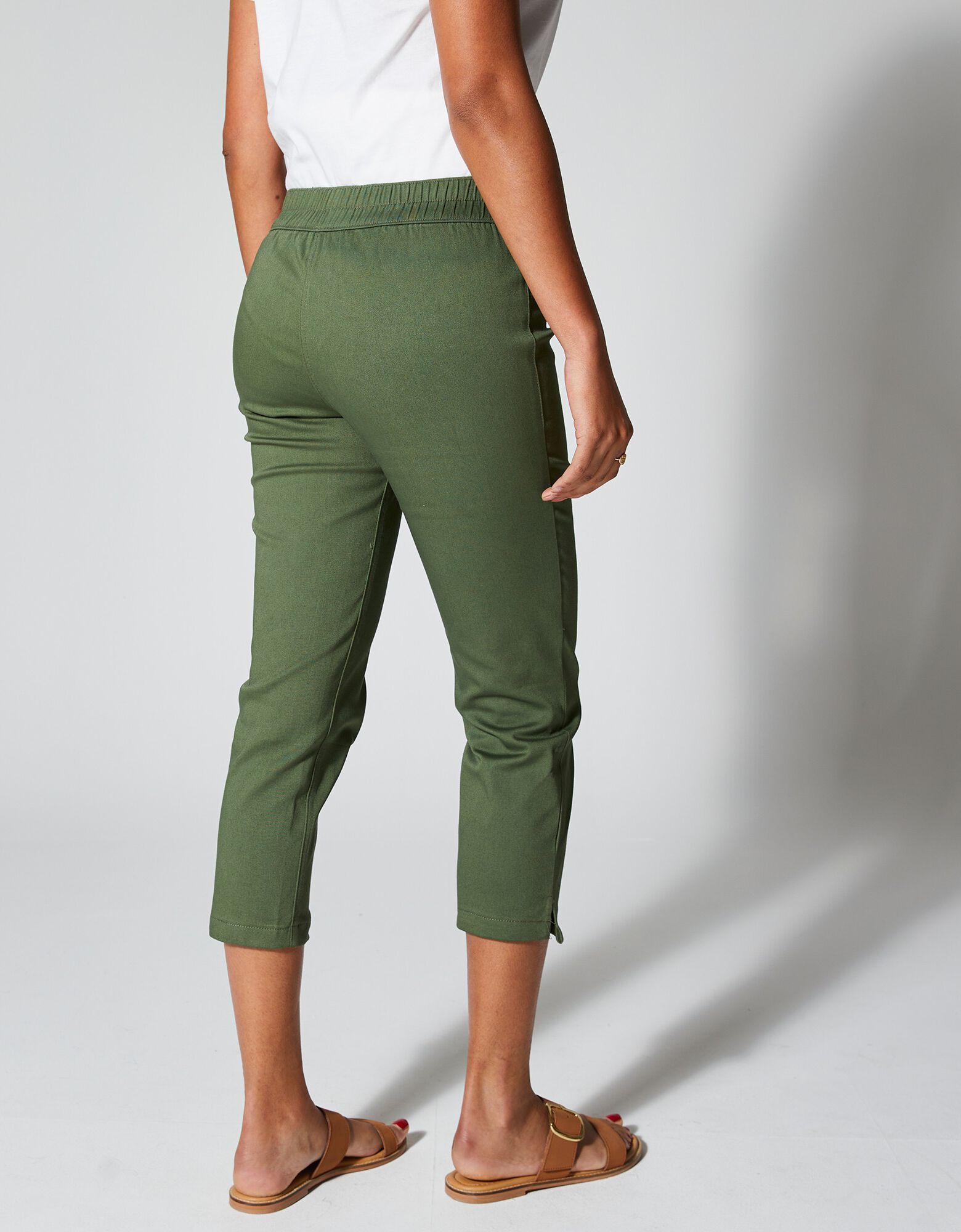 Corsaire-pantacourt SUNVALLEY - Taille 38/40 - Kaki - Neuf Avec étiquettes - Femme