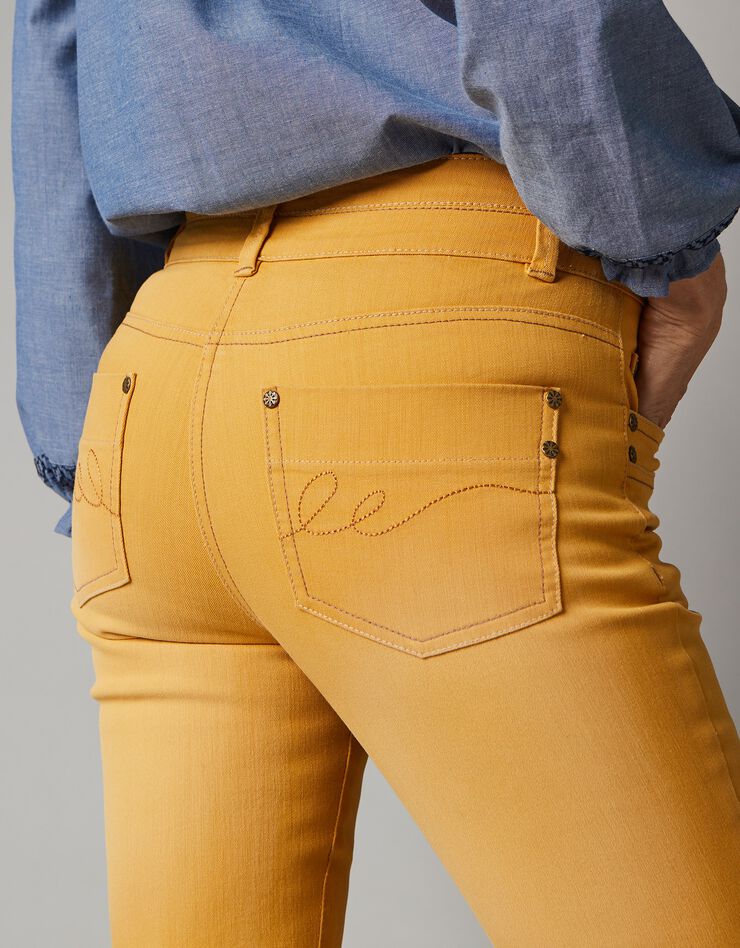 Jean 7/8ème fuselé couleur stretch (miel)